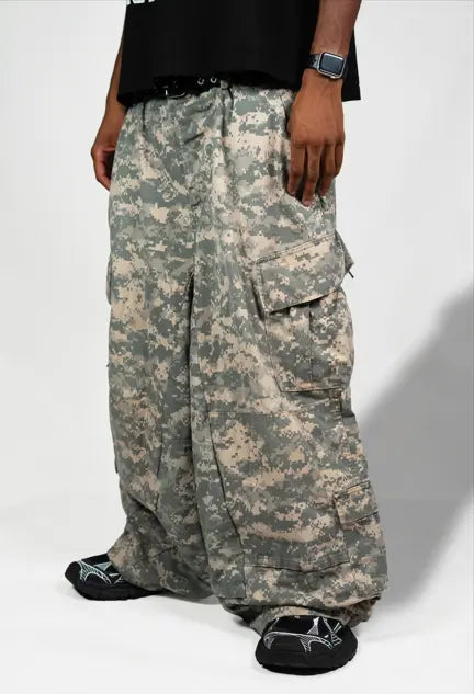 BAGGY DIGITAL CAMO