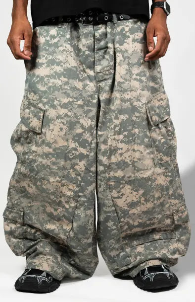 BAGGY DIGITAL CAMO